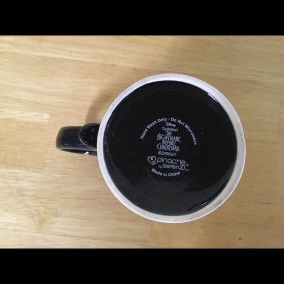 Nightmare Before Christmas mug - Picture 3 of 3